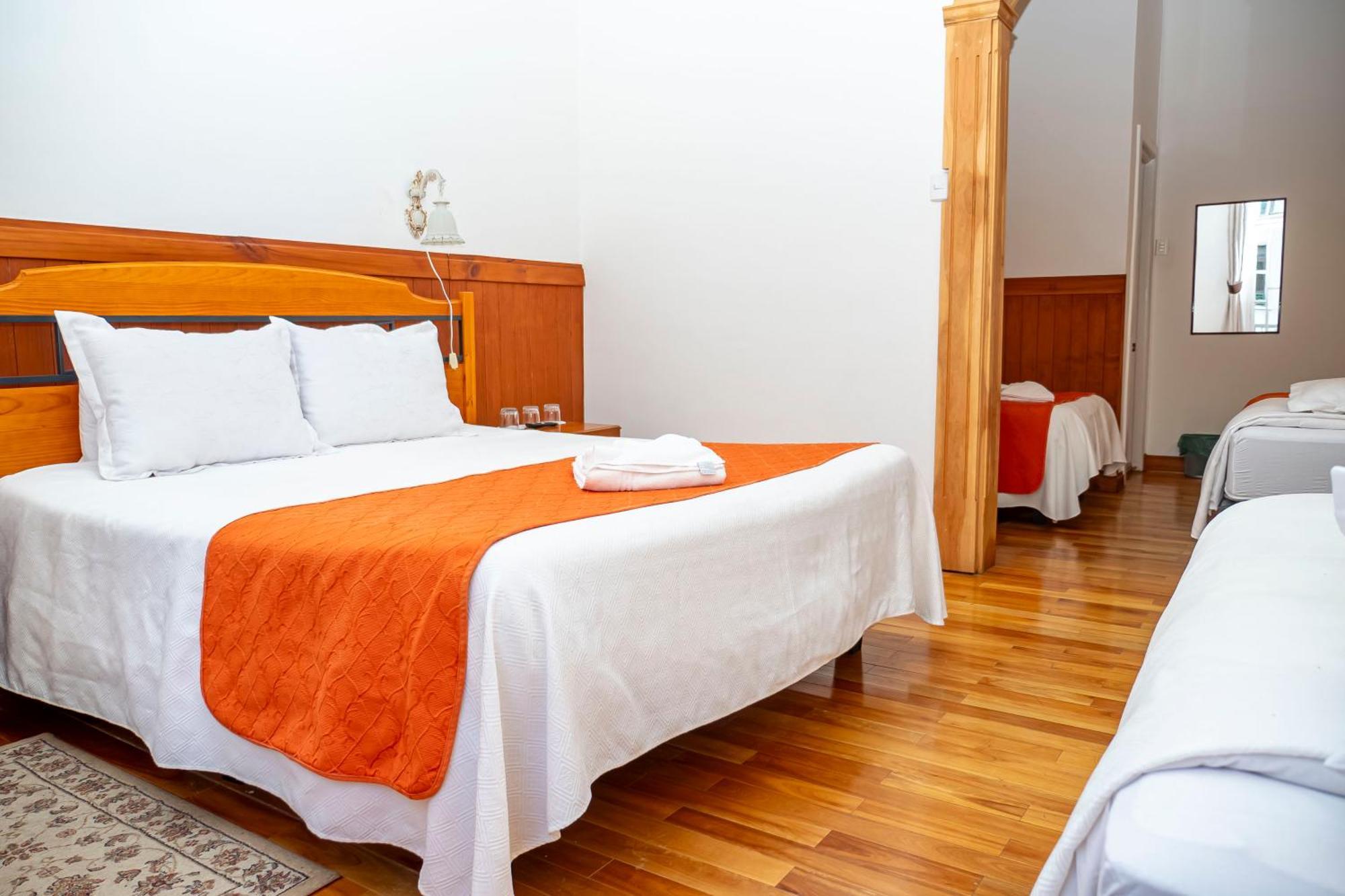 Hotel Plaza Punta Arenas Exterior photo