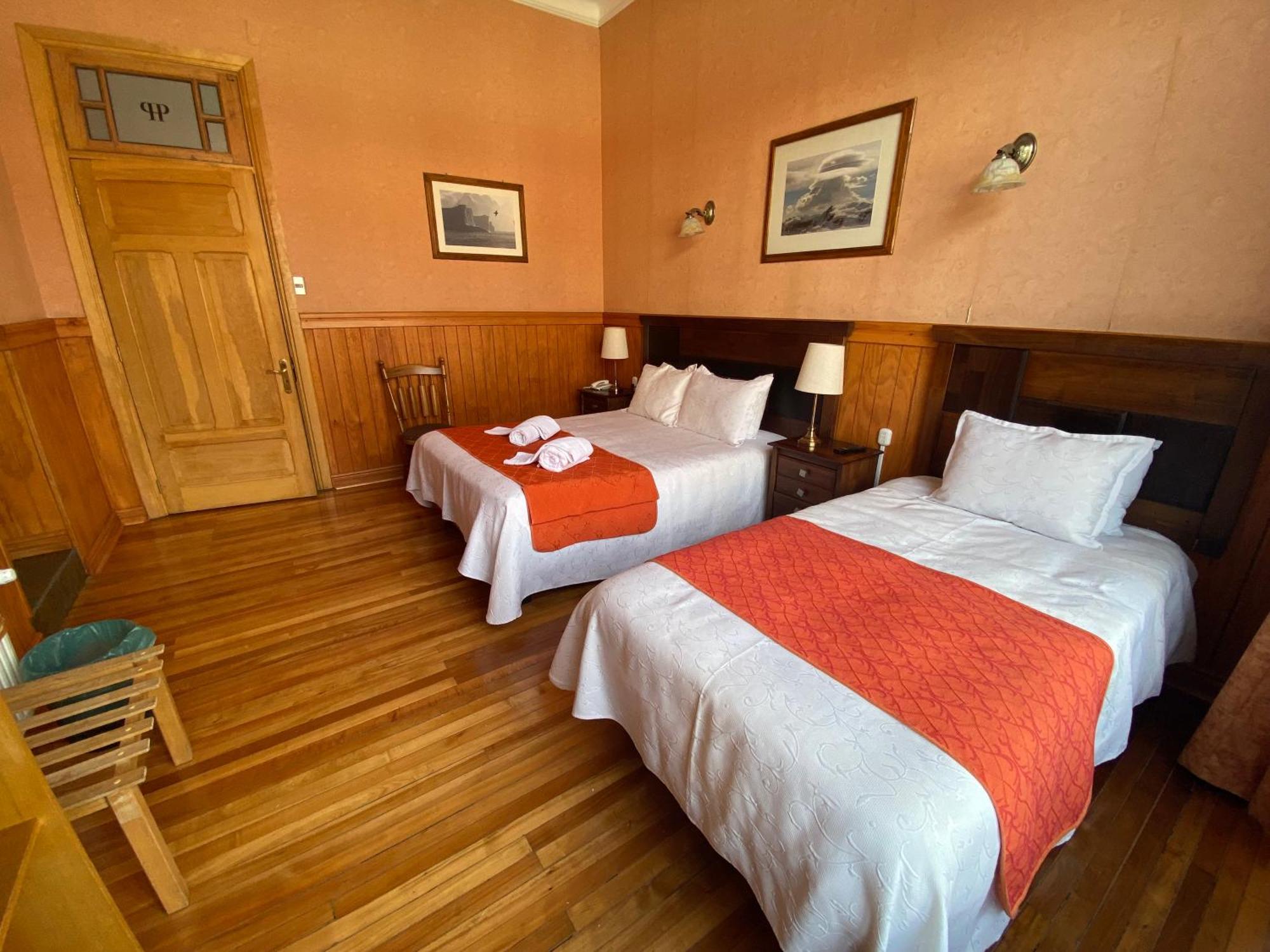 Hotel Plaza Punta Arenas Exterior photo