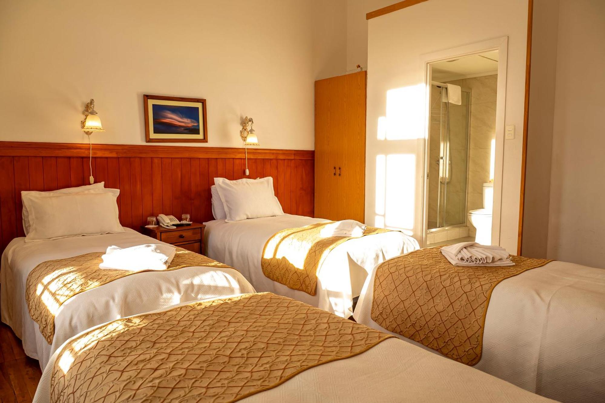 Hotel Plaza Punta Arenas Exterior photo