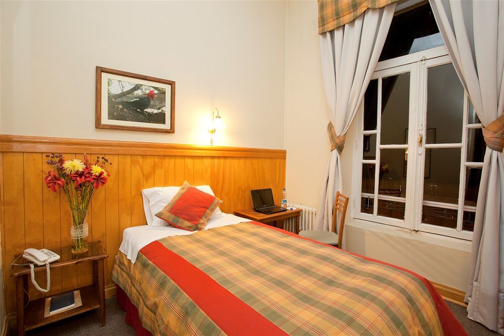 Hotel Plaza Punta Arenas Exterior photo